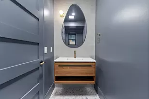 166 New York Ave, Jersey City, NJ 07307 - Photo 17