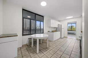 300 Winston Dr, Cliffside Park, NJ 07010 - Photo 17