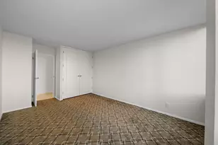 300 Winston Dr, Cliffside Park, NJ 07010 - Photo 9