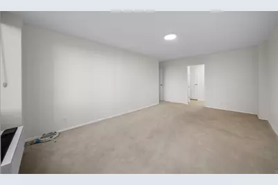 300 Winston Dr #109, Cliffside Park, NJ 07010 - Photo 21