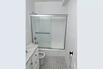 1225 Kennedy Blvd #1H, Bayonne, NJ 07002 - Photo 7