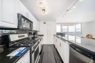 6040 Blvd E, West New York, NJ 07093 - Photo 3