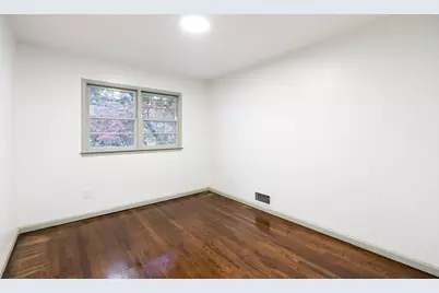 235 Lakewood Dr #2, Bloomfield, NJ 07003 - Photo 11