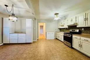 11 W 44th St, Bayonne, NJ 07002 - Photo 35