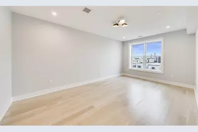 366 6th St #303, Jersey City, NJ 07302 - Photo 9
