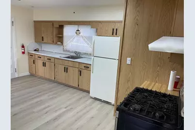 8 Fairview Ave, Secaucus, NJ 07094 - Photo 5