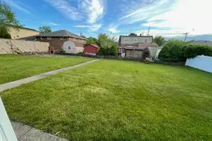 8 Fairview Ave, Secaucus, NJ 07094 - Photo 3