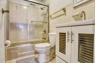 208 48th St, Union City, NJ 07087 - Photo 15