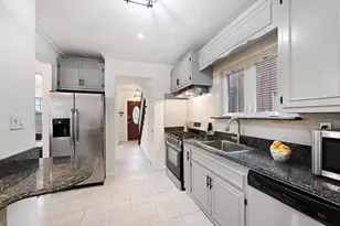 241 Grace Ave, Secaucus, NJ 07094 - Photo 13