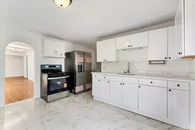 85 Hobart Ave #2, Bayonne, NJ 07002 - Photo 11