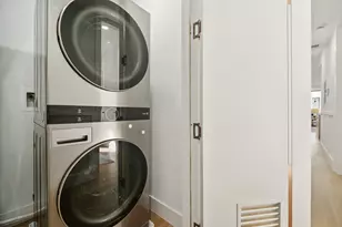 85 Bleecker St, Jersey City, NJ 07307 - Photo 25