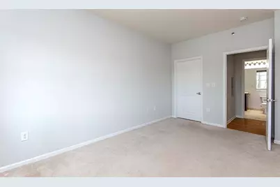 15 Enterprise Ct #108, Jersey City, NJ 07305 - Photo 7