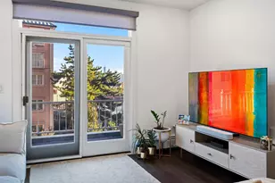 208 Shearwater Ct W, Jersey City, NJ 07305 - Photo 7