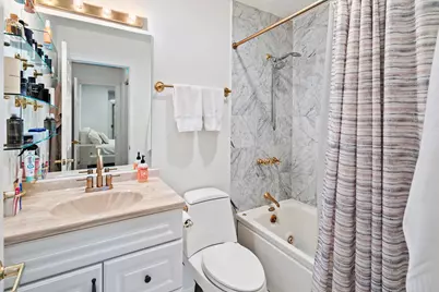 208 Shearwater Ct West #37, Jersey City, NJ 07305 - Photo 15