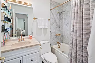 208 Shearwater Ct W, Jersey City, NJ 07305 - Photo 15