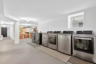 129 Prospect St, Jersey City, NJ 07307 - Photo 23