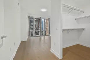 75 Park Ln S, Jersey City, NJ 07310 - Photo 9