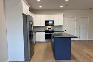 188 Heckel St, Belleville, NJ 07109 - Photo 3