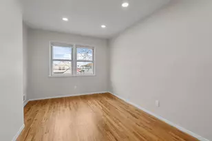 25 Ferncliff Rd, Jersey City, NJ 07305 - Photo 15