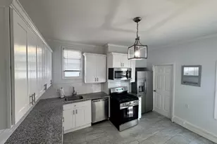 24 Pamrapo Ave, Jersey City, NJ 07305 - Photo 3