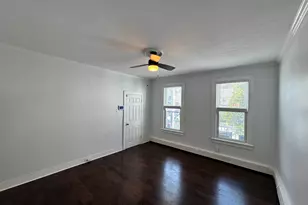 24 Pamrapo Ave, Jersey City, NJ 07305 - Photo 5