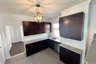 24 Pamrapo Ave, Jersey City, NJ 07305 - Photo 17