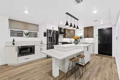 201 Zabriskie St #1, Jersey City, NJ 07307 - Photo 9