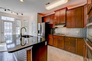 23 Creekside Ct, Secaucus, NJ 07094 - Photo 11