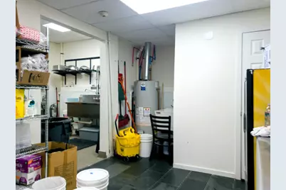 337 Martin Luther King Jr Dr, Jersey City, NJ 07305 - Photo 9