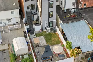 398 Pacific Ave, Jersey City, NJ 07304 - Photo 21