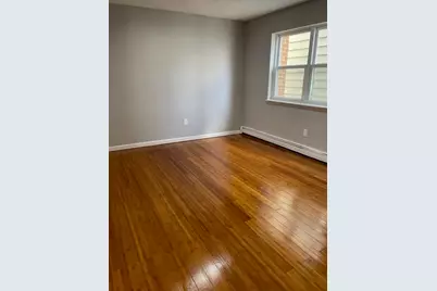 210 Bergenline Ave #10, Union City, NJ 07087 - Photo 5