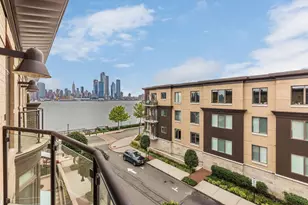 6 Cambridge Wy, Weehawken, NJ 07086 - Photo 21