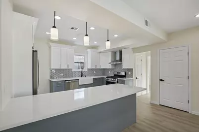 4 Lincoln Pl, Cliffside Park, NJ 07010 - Photo 15