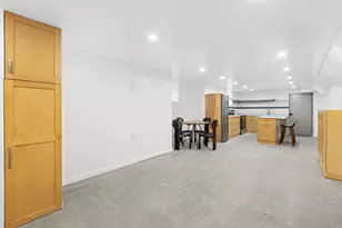 2214 Palisade Ave, Weehawken, NJ 07086 - Photo 33