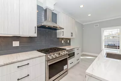 8 Gregory Rd, Springfield, NJ 07081 - Photo 5