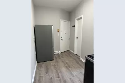 46-48 East 17th St #1R, Bayonne, NJ 07002 - Photo 3