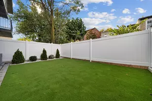 373 New York Ave, Jersey City, NJ 07307 - Photo 23