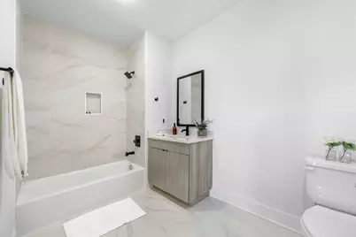30-32 McAdoo Ave #204, Jersey City, NJ 07305 - Photo 9