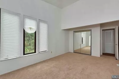 798 Spinnaker Ct #798, Secaucus, NJ 07094 - Photo 13