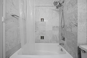 7002 Blvd E, Guttenberg, NJ 07093 - Photo 17