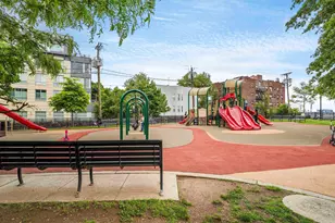 106 Griffith St, Jersey City, NJ 07307 - Photo 33