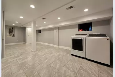 43 Stegman St, Jersey City, NJ 07305 - Photo 11