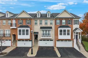 6 Creekside Ct, Secaucus, NJ 07094 - Photo 1