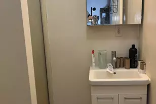 200 Christopher Columbus Dr, Jersey City, NJ 07302 - Photo 17