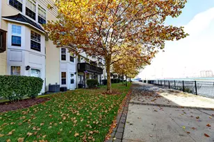 11 Bayside Dr, Bayonne, NJ 07002 - Photo 21