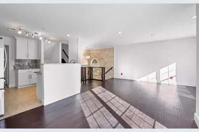 11 Bayside Dr #11, Bayonne, NJ 07002 - Photo 3
