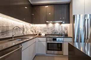 7101 River Rd, North Bergen, NJ 07047 - Photo 9