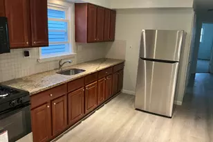 10 W Grand St, Bayonne, NJ 07002 - Photo 3