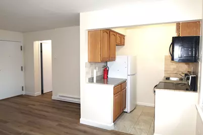 310 70th St, Guttenberg, NJ 07093 - Photo 3