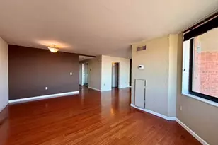 1040 Harmon Cove Tower, Secaucus, NJ 07094 - Photo 7